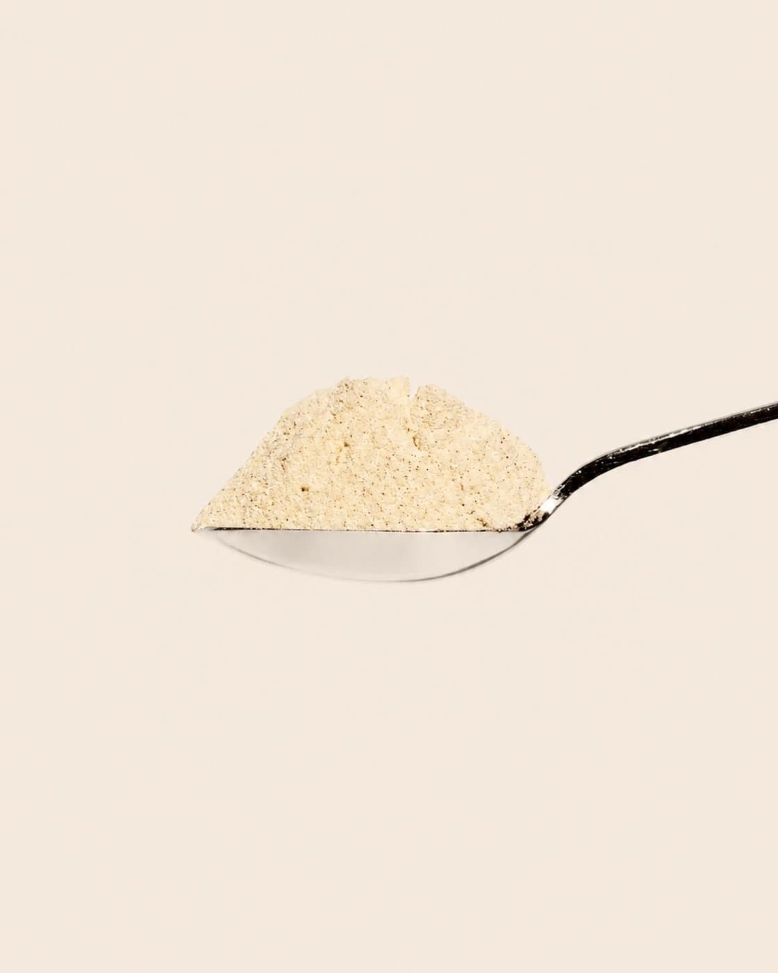 Esslöffel mit Proteinpulver